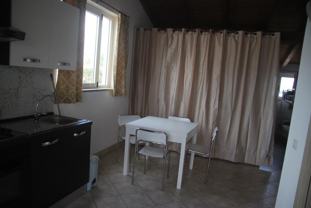 Apartamento Panta House San Giovanni Suèrgiu Exterior foto